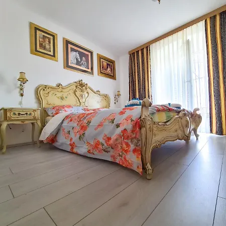 Kaya House