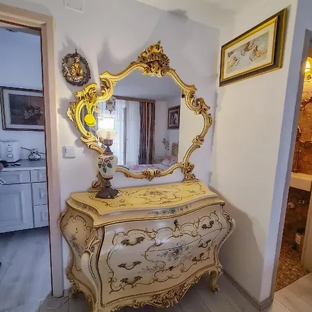 Kaya House Apartman Nerezisca