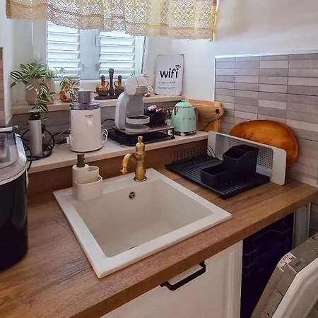 Appartamento Kaya House Nerezisca